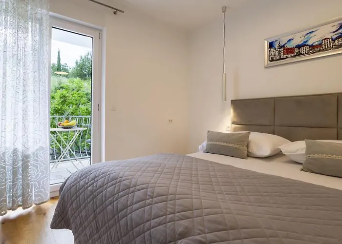 Luxury Lionessa דירה *